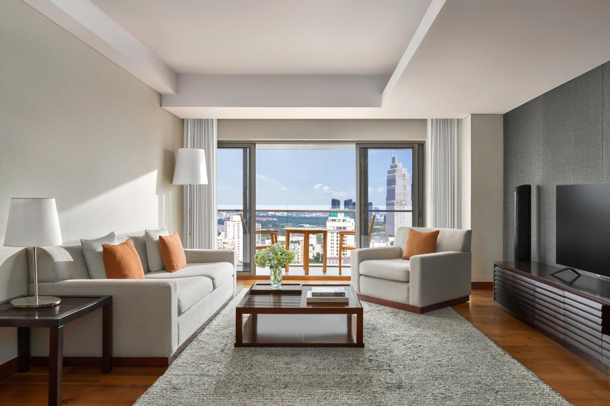 Intercontinental Residences Saigon, An Ihg Апарт-отель