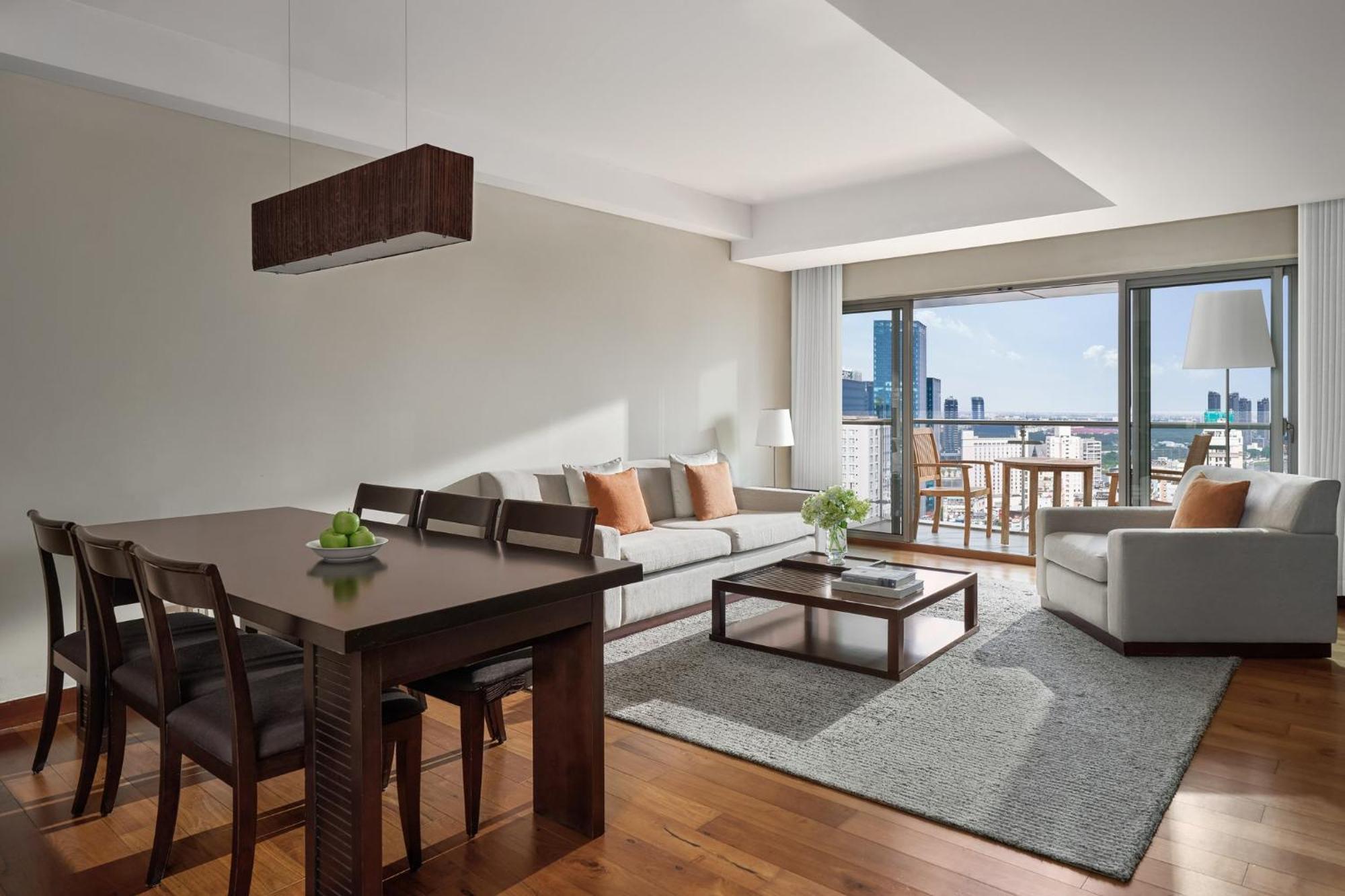 Intercontinental Residences Saigon, An Ihg Апарт-отель